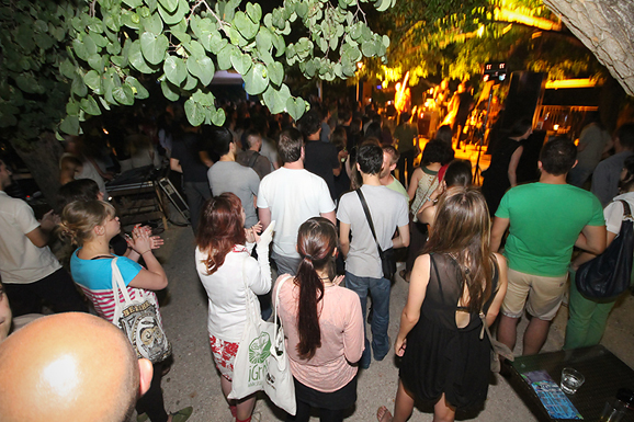 “The Bambi Molesters” u u Lounge & Baru Ledana (foto:Saša Čuka) “The Bambi Molesters” u u Lounge & Baru Ledana (foto:Saša Čuka)