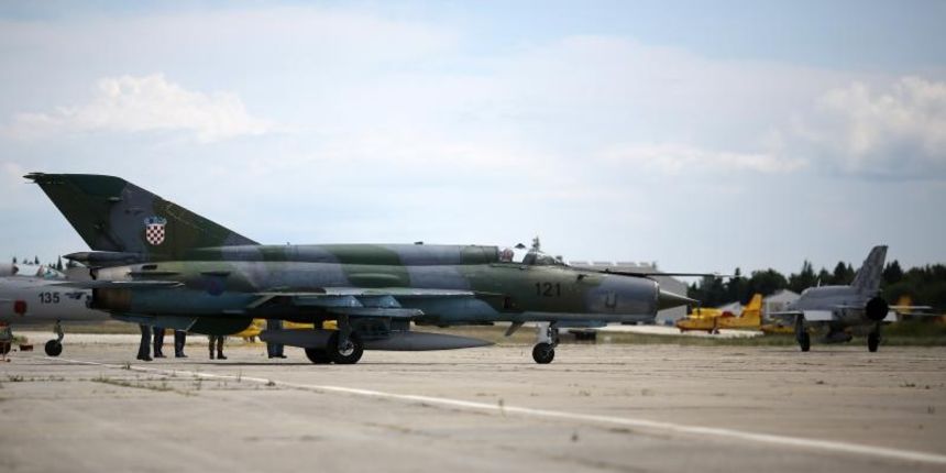 MIG 21 koji se srušio kod Velike Gorice, Foto: Filip Brala/PIXSELL MIG 21 koji se srušio kod Velike Gorice, Foto: Filip Brala/PIXSELL