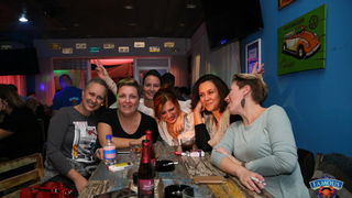 Songbusters i Elena Stella @ Famous Beach Bar & Grill Songbusters i Elena Stella @ Famous Beach Bar & Grill