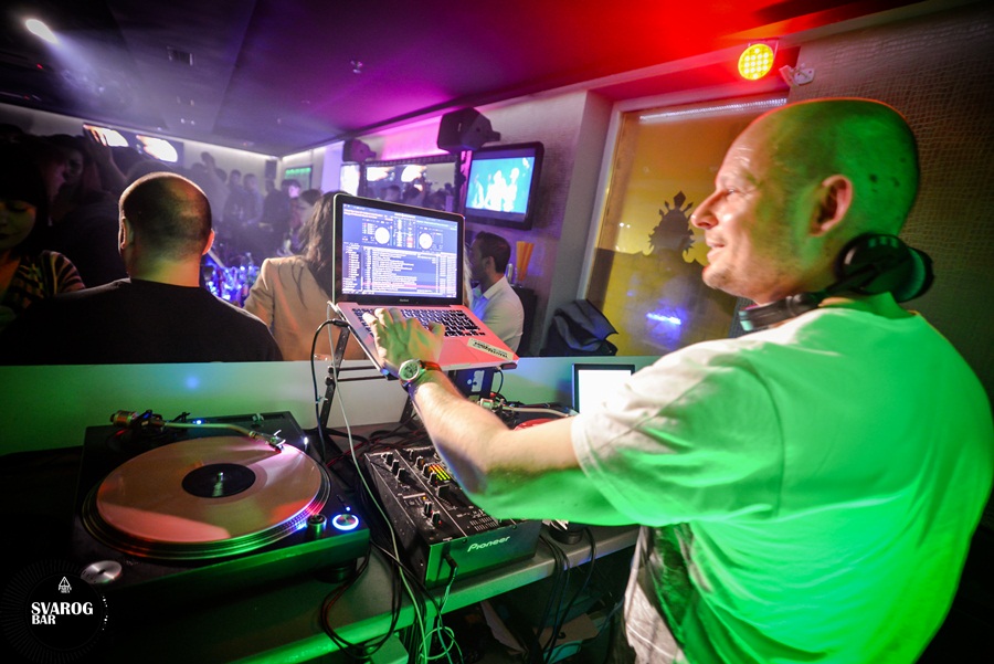 Subotnji party u Svarog baru