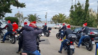 Bibinje: Moto mrazovi razveselili mališane Bibinje: Moto mrazovi razveselili mališane