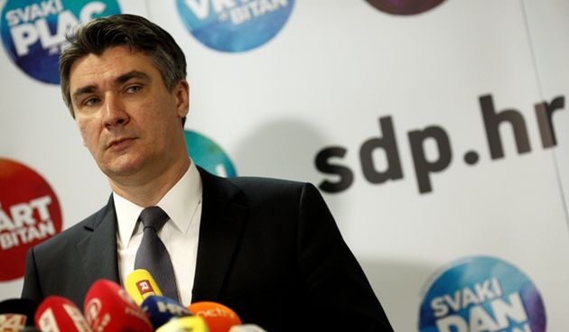 Zagreb, 200513. Predsjednik SDP-a Zoran Milanovic odrzao je konferenciju za novinare u sjedistu stranke na Iblerovom trgu na kojoj je komentirao rezultat SDP-a na lokalnim izborima. Foto: Dragan Matic / CROPIX