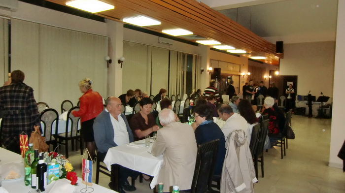 Povodom 8. Dana makedonske kulture, kulturno-umjetničko društvo ”Biljana” u dvorani hotela Iž u Zadru organizirala je večer poezije i glazbe Povodom 8. Dana makedonske kulture, kulturno-umjetničko društvo ”Biljana” u dvorani hotela Iž u Zadru organizirala je večer poezije i glazbe