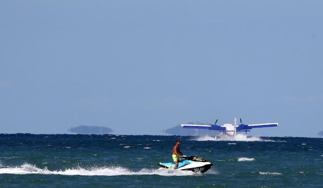 Novalja: Hidroavion sve popularniji način prijevoza između otoka i kopna