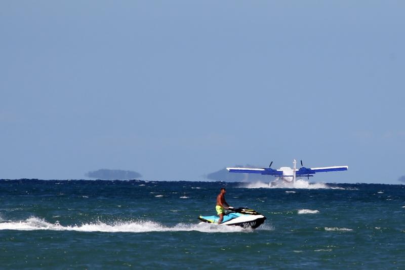 Novalja: Hidroavion sve popularniji način prijevoza između otoka i kopna