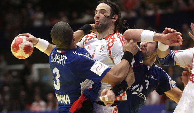 Bec, 310110. Austrija je domacin EURO 2010 u rukometu od 19-31 01.10. U Becu se igraju utakmice poufinala i finala. Polufinale su izborile reprezentacije Islanda, Francuske, Poljske i Hrvatske. U polufinalnim utakmicama finale su izborile reprezentacije F