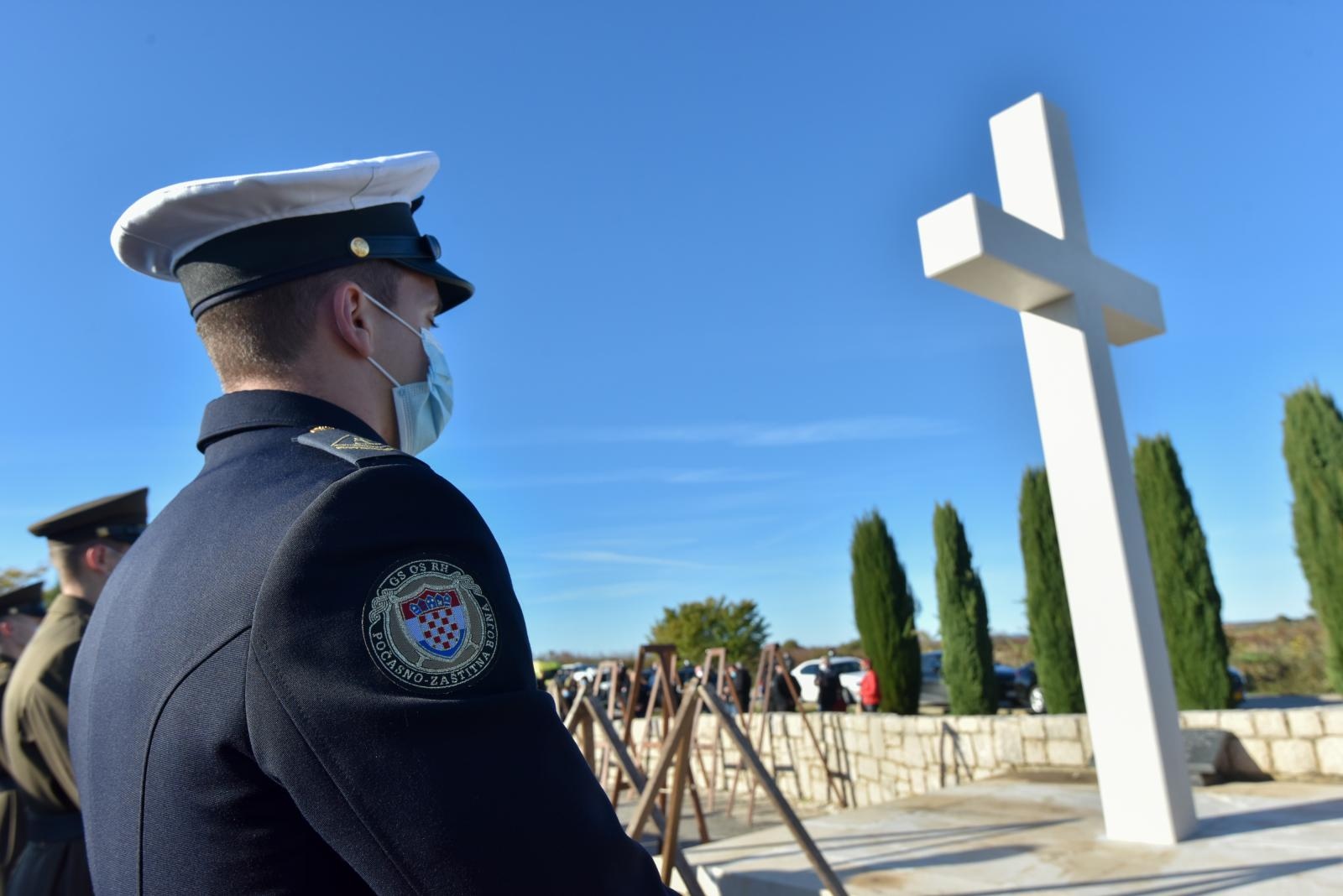 Obilježavanje Dana sjećanja na žrtvu Škabrnje 1991. Obilježavanje Dana sjećanja na žrtvu Škabrnje 1991.