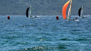 Jedrenje: SP klase 49er – drugi dan 8. svibnnja 2012, Foto: Leonard Kvarantan Jedrenje: SP klase 49er – drugi dan 8. svibnnja 2012, Foto: Leonard Kvarantan