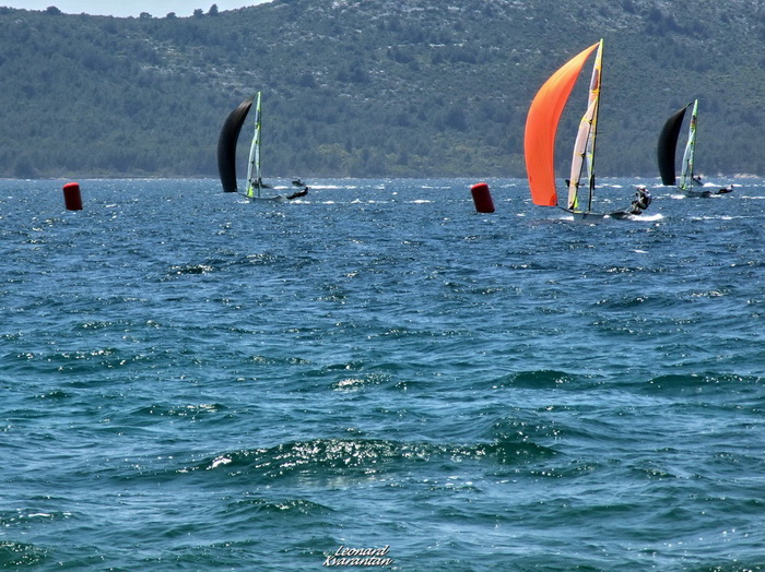 Jedrenje: SP klase 49er – drugi dan 8. svibnnja 2012, Foto: Leonard Kvarantan Jedrenje: SP klase 49er – drugi dan 8. svibnnja 2012, Foto: Leonard Kvarantan