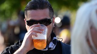 Defile bajkera ulicama Zadra u povodu 10. rođendana Moto kluba Beštije. Foto: Jadra NeveraZD Defile bajkera ulicama Zadra u povodu 10. rođendana Moto kluba Beštije. Foto: Jadra NeveraZD