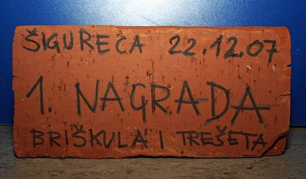 Božićni turnir u briškuli, trešeti i kifamenu