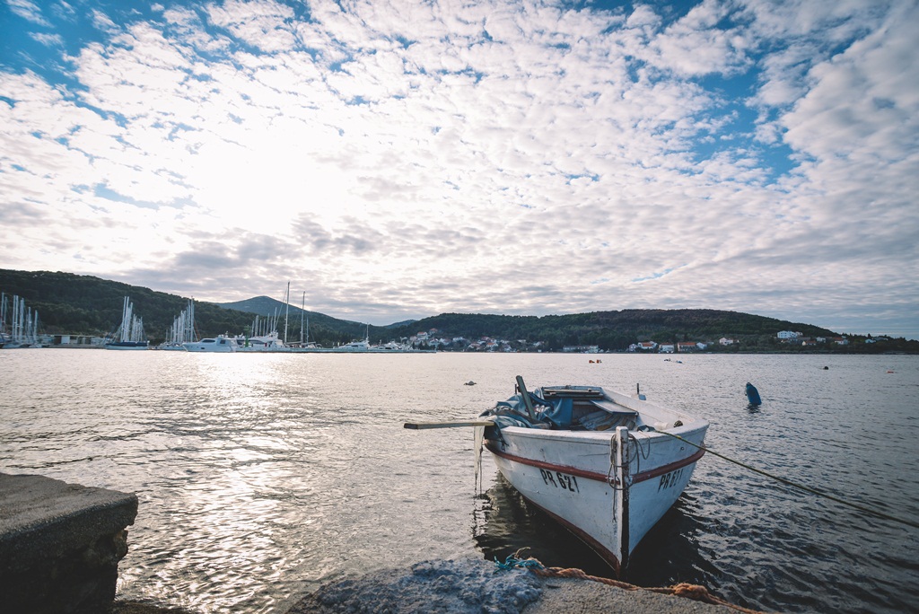 Đir po Sutomišćici Đir po Sutomišćici