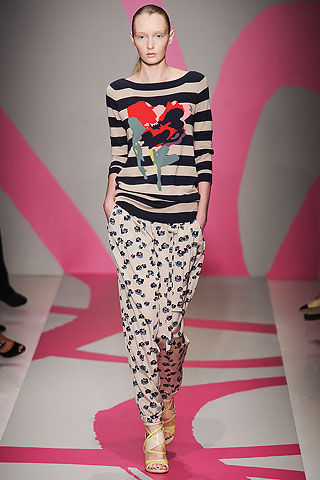 DKNY proljeće/ljeto 2010 (Moda.hr)