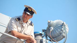 Polazak ratnog broda HRM-a sa zadarske rive (foto:Saša Čuka)