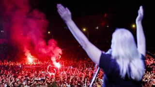 Mišo Kovač i prijatelji na Starom placu u Splitu Mišo Kovač i prijatelji na Starom placu u Splitu