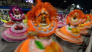 Tradicionalni karneval u Brazilu, foto: NELSON ALMEDIA Tradicionalni karneval u Brazilu, foto: NELSON ALMEDIA