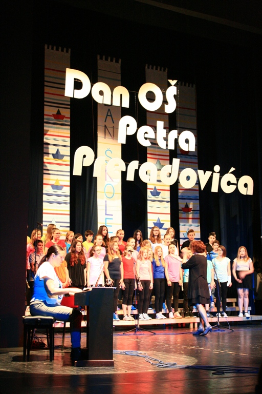 U HNK Zadar održana je priredba u povodu Dana OŠ Petra Preradovića na kojoj su nastupili učenici ali i profesori, Foto: Marija Cvetković
