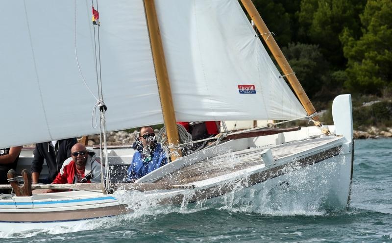 Murter: Po jakoj buri održana je tredicionalna 18. regata Latinsko idro – Murter 2015. Photo: Duško Jaramaz/PIXSELL Murter: Po jakoj buri održana je tredicionalna 18. regata Latinsko idro – Murter 2015. Photo: Duško Jaramaz/PIXSELL