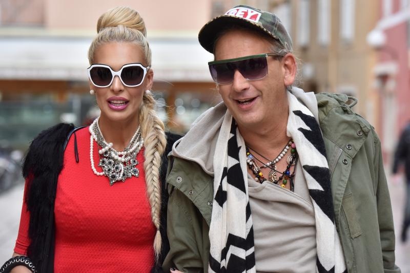 Ava Karabatić u pratnji oca Ivice dolazi na Općinski sud u Zadru gdje joj se sudi zbog ucjenjivanja profesora.  Photo: Dino Stanin/PIXSELL