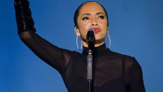 Zagreb, 221111.
Britanska skupina Sade predvodjena karizmatcnom pjevacicom Sade Adu odrzala je veceras koncert u Areni Zagreb u sklopu svoje turneje Sade Live.
Foto: Neja Markicevic / CROPIX