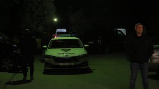 Beli Manastir: Muškarac zatočio ženu i dijete i prijeti bombom, policija na terenu