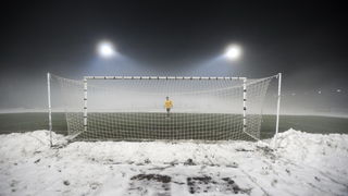 Karlovac, 271110.
Gradski stadion Karlovac
Nogometna utakmica 17. kola Prve HNL izmedju NK Karlovac i NK Zadar.
Na slici: na stadionu su prevladavali pravi zimski uvjeti.
Foto: Sime Sokota / CROPIX Karlovac, 271110.
Gradski stadion Karlovac
Nogometna utakmica 17. kola Prve HNL izmedju NK Karlovac i NK Zadar.
Na slici: na stadionu su prevladavali pravi zimski uvjeti.
Foto: Sime Sokota / CROPIX