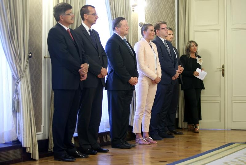 Predsjednik tehnicke Vlade Tihomir Oreskovic primio je predstavnike Europskih sveucilisnih igra Zagreb-Rijeka 2106. Tihomir Oreskovic, Adam Roczek Predsjednik tehnicke Vlade Tihomir Oreskovic primio je predstavnike Europskih sveucilisnih igra Zagreb-Rijeka 2106. Tihomir Oreskovic, Adam Roczek