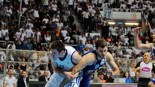 Najbolji navijači na svitu na utakmici Zadar-Cibona, Foto: Mia Čop Najbolji navijači na svitu na utakmici Zadar-Cibona, Foto: Mia Čop
