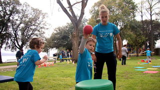 Sportska manifestacija za djecu “1000 koraka kroz 1000 ulica” SŠ “Loptica” Sportska manifestacija za djecu “1000 koraka kroz 1000 ulica” SŠ “Loptica”