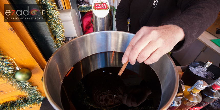 Đir po gradu, ponedjeljak 4. prosinca 2017. Kuhano vino