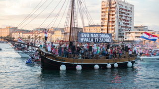 Veličanstven doček četvorice zadarskih Vatrenih Veličanstven doček četvorice zadarskih Vatrenih