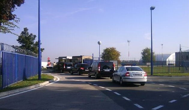 Transport Vladimira Zagorca s Plesa u Remetinec (Foto:Index.hr)