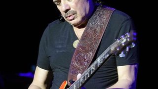 29.07.2013., Zadar – Svjetski poznati gitarist Carlos Santana nastupio je ispred zadarskih Jazina pred nekoliko desetaka tisuca posjetitelja. Photo: Dino Stanin/PIXSELL 29.07.2013., Zadar – Svjetski poznati gitarist Carlos Santana nastupio je ispred zadarskih Jazina pred nekoliko desetaka tisuca posjetitelja. Photo: Dino Stanin/PIXSELL