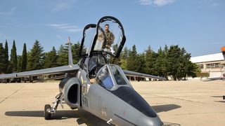 Francuski vojni avioni u vojarni “Pukovnik Mirko Vukušić”u Zemuniku Francuski vojni avioni u vojarni “Pukovnik Mirko Vukušić”u Zemuniku