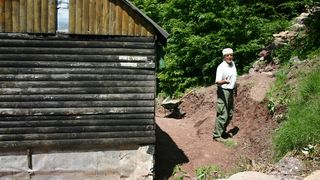 Obnova skloništa na Vlaškom gradu, foto: PD Paklenica Obnova skloništa na Vlaškom gradu, foto: PD Paklenica