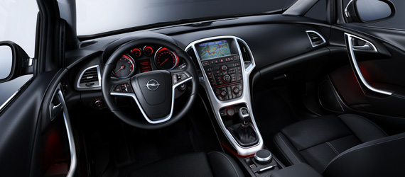 Opel Astra (foto: autoklub.hr) Opel Astra (foto: autoklub.hr)