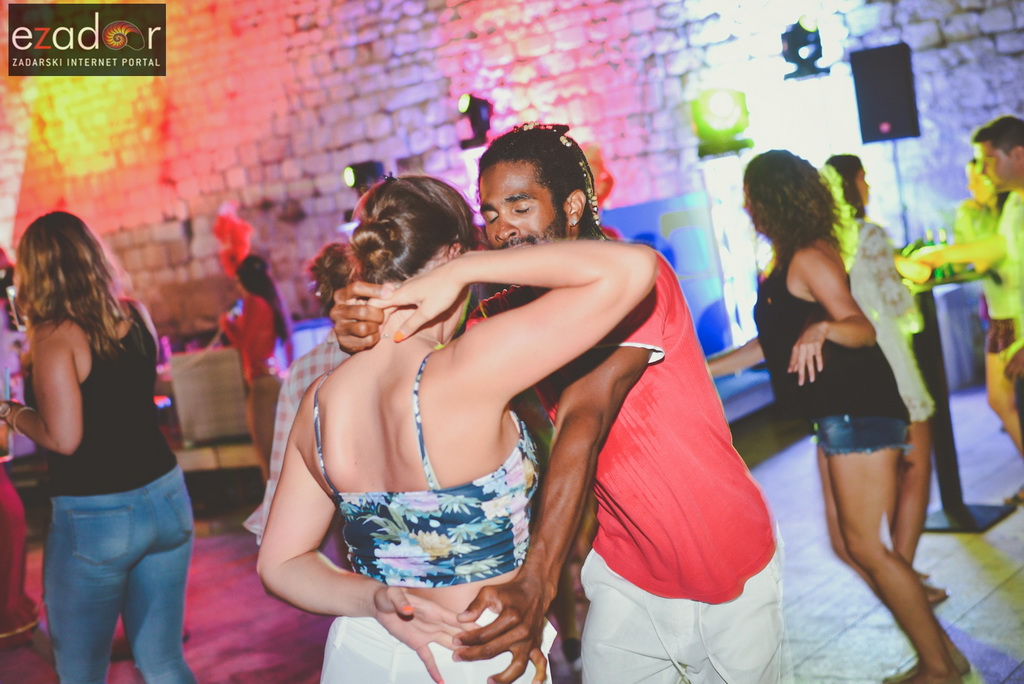 Salsa četvrtkom i after uz DJ Em Bee @ Svarog Bar