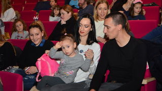 U Kazalištu lutaka Zadar odigrana je predstava “Čarobnjak iz Oza” u režiji Dražena Ferenčine. Foto: Iva Perinčić U Kazalištu lutaka Zadar odigrana je predstava “Čarobnjak iz Oza” u režiji Dražena Ferenčine. Foto: Iva Perinčić