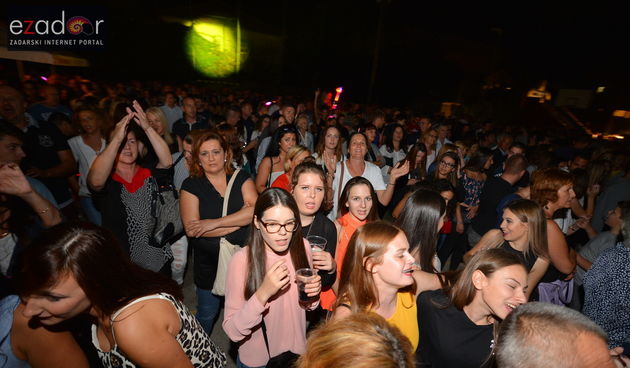 Stanarska fešta 2017: Mladen Grdović i Ivica Sikirić Ićo raspjevali Stanarce i njihove goste