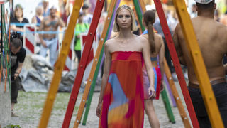 Ulična modna revija #INSPIREDBYART by Hippy Garden Ulična modna revija #INSPIREDBYART by Hippy Garden