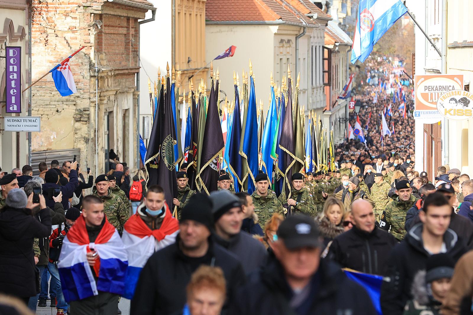 Kolona sjećanja u Vukovaru 18. studenog 2021. Kolona sjećanja u Vukovaru 18. studenog 2021.
