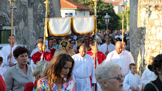 Arbanasi: Procesija povodom blagdana Tijelova 19. lipnja 2014.  foto: Bernard Kotlar