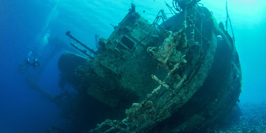 Olupina broda, ilustracija