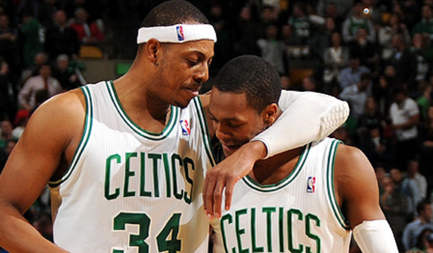 Paul Pierce i Rajon Rondo (Boston Celtics), foto: nba.com