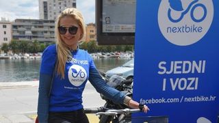 Od danas i Zadar ima nextbike sustav javnih bicikala. Na 4 lokacije moći će se iznajmiti ukupno 25 bicikala. Foto: Dino Stanin/PIXSELL Od danas i Zadar ima nextbike sustav javnih bicikala. Na 4 lokacije moći će se iznajmiti ukupno 25 bicikala. Foto: Dino Stanin/PIXSELL