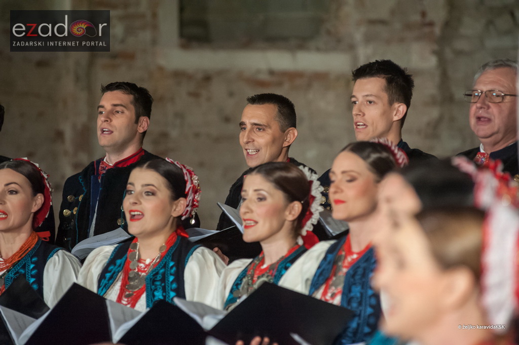 Adventski koncert ansambla Lado u prepunoj u crkvi sv. Nikole Adventski koncert ansambla Lado u prepunoj u crkvi sv. Nikole