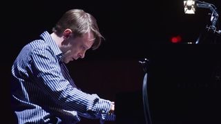 KD Lisinski: Prijatelji i Kemo – Hiljade pahulja bijelih KD Lisinski: Prijatelji i Kemo – Hiljade pahulja bijelih