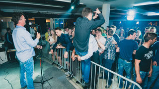 Zadarska večer s Ivicom Sikirićem Ićom u Hitch baru, 8.5.2015. (Foto: Ivan Toman) Zadarska večer s Ivicom Sikirićem Ićom u Hitch baru, 8.5.2015. (Foto: Ivan Toman)