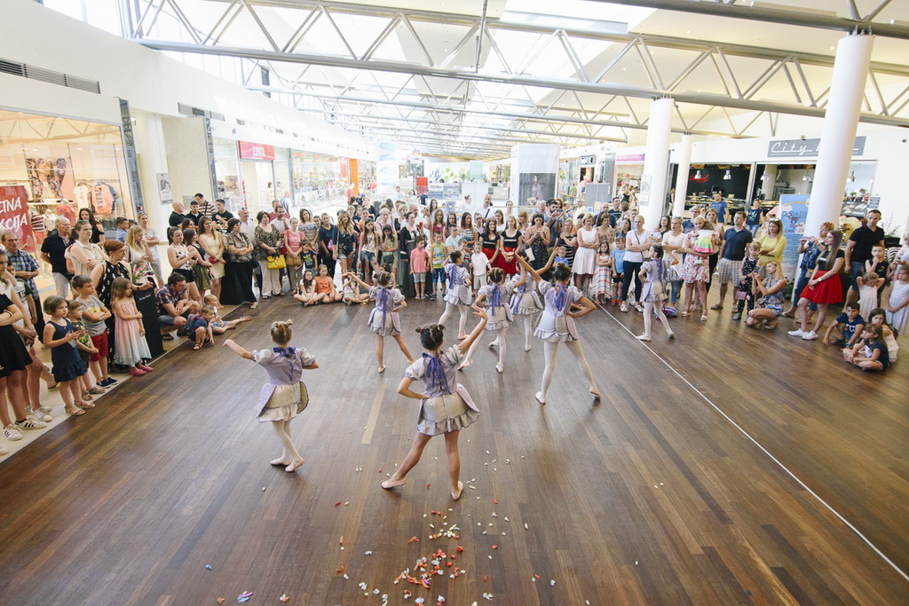 Supernova Zadar: Adio školo uz koncert Damira Kedže Supernova Zadar: Adio školo uz koncert Damira Kedže