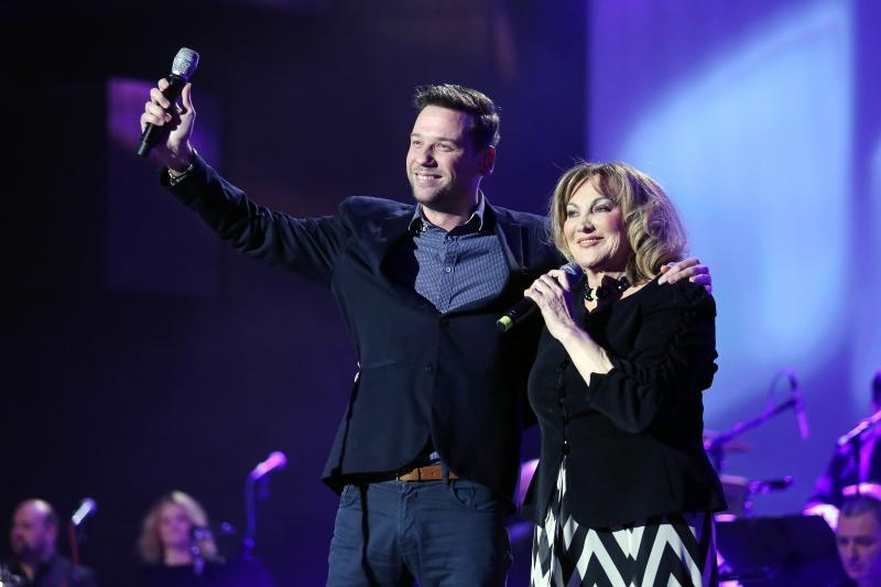 U koncertnoj dvorani Vatroslav Lisinski održan koncert “Hiljade pahulja bijelih” posvećen Kemalu Montenu. Foto. Goran Stanzl/PIXSELL U koncertnoj dvorani Vatroslav Lisinski održan koncert “Hiljade pahulja bijelih” posvećen Kemalu Montenu. Foto. Goran Stanzl/PIXSELL